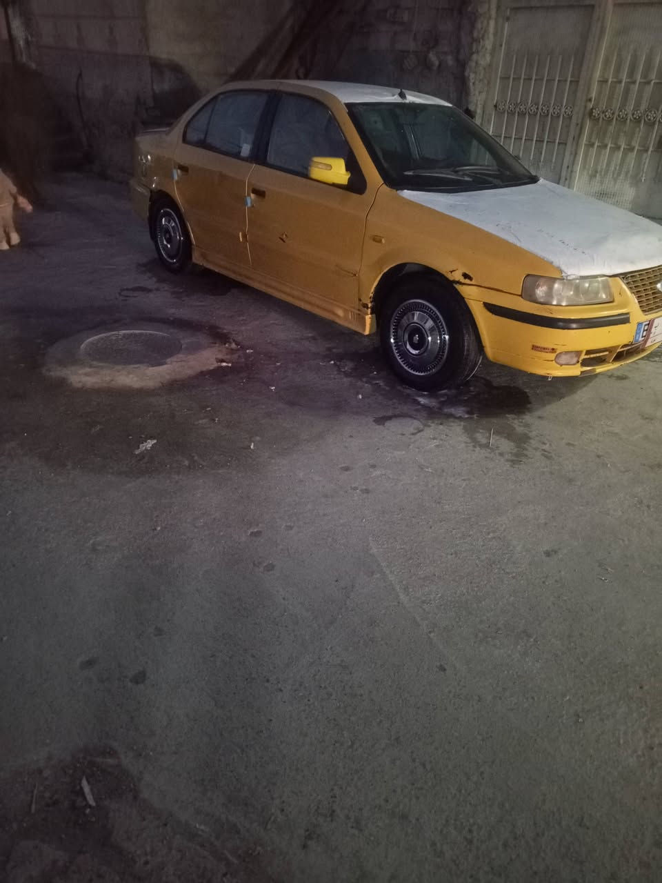 سلام عليكم سمند سورن
موديل 2012 بدون راعي اكفلك سرقه وعشائر السنويه موجوده ومستمسكات راعيه هم موجوده ابيع كوم حديد عنوان بغداد سبع قصور سعر 12وبيه مجال ***********
