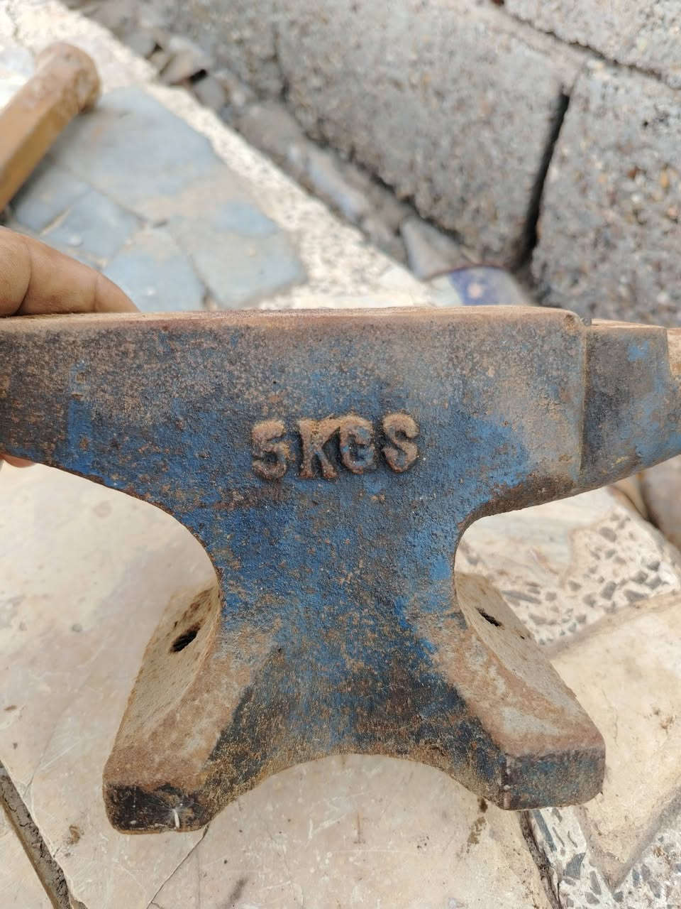 نكليزيه قديمه السعر 150 الاف  الوزن  5 كيلو جديده ونضيفه جدا


**إذا كنت صاحب هذا الإعلان وتريد حذفه لأي سبب، رجاءا أرسل رسالة إلى الدعم الفني**