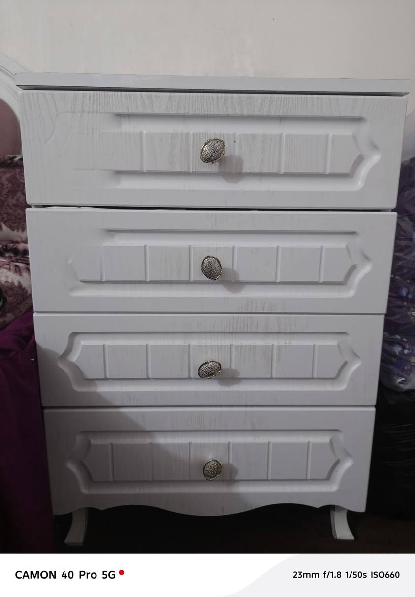 السلام عليكم ورحمة الله وبركاته...
توجد غرفة تركية مستعملة، فيها أضرار بسيطة... مستعجلة على بيعها. السعر ٣٠٠


**إذا كنت صاحب هذا الإعلان وتريد حذفه لأي سبب، رجاءا أرسل رسالة إلى الدعم الفني**