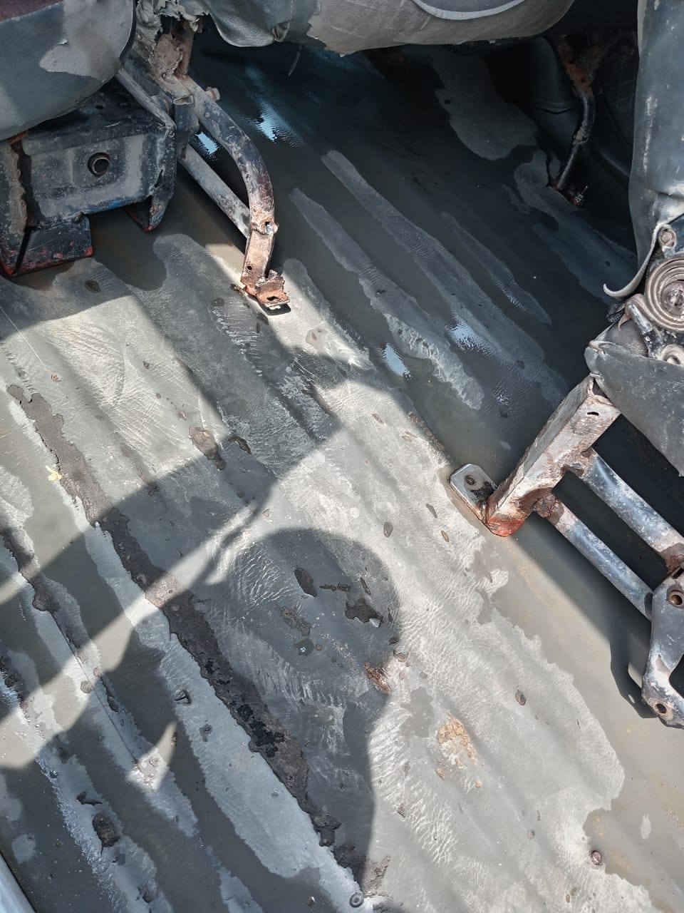 السلام.عليكم.تم.نسر.كيا.بستا.للبيع.موديل94.السعر.10ورقات.قفل.رقم.موبايل.***********.
