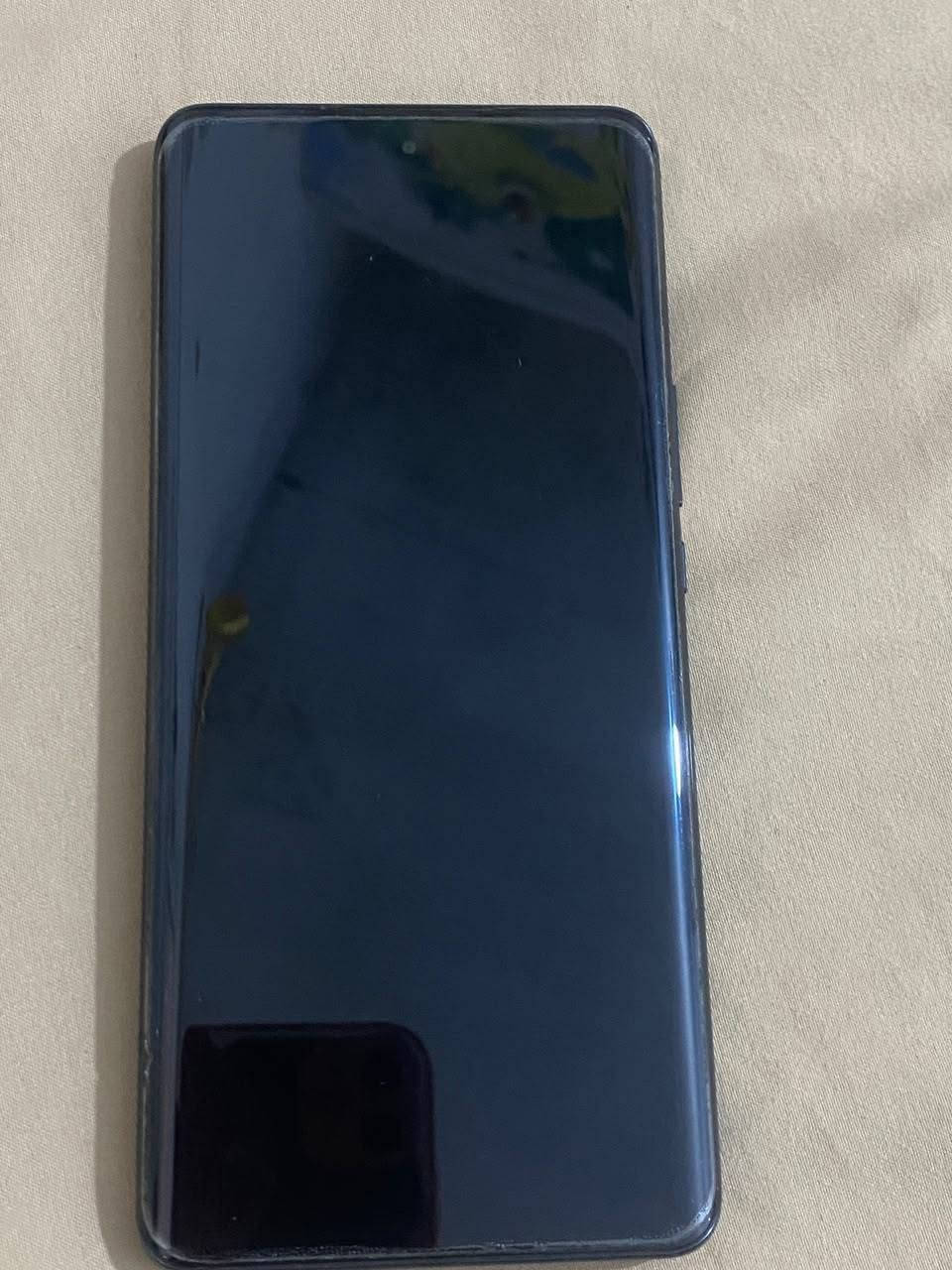 للبيع جهاز HONOR X9B
المواصفات:
الذاكرة: 256GB
الرام: 12GB
البطارية: 5800mAh شحن سريع بقدره 35W
الحالة: نظيف جداً ويا كارتونته 
العيب: فقط غبار خفيف مو واضح داخل عدسة الكامرة وينحل بـ 10 الاف

السعر: 230الف  وبيه مجال بسيط
المكان: خانقين
للاستفسار :***********
