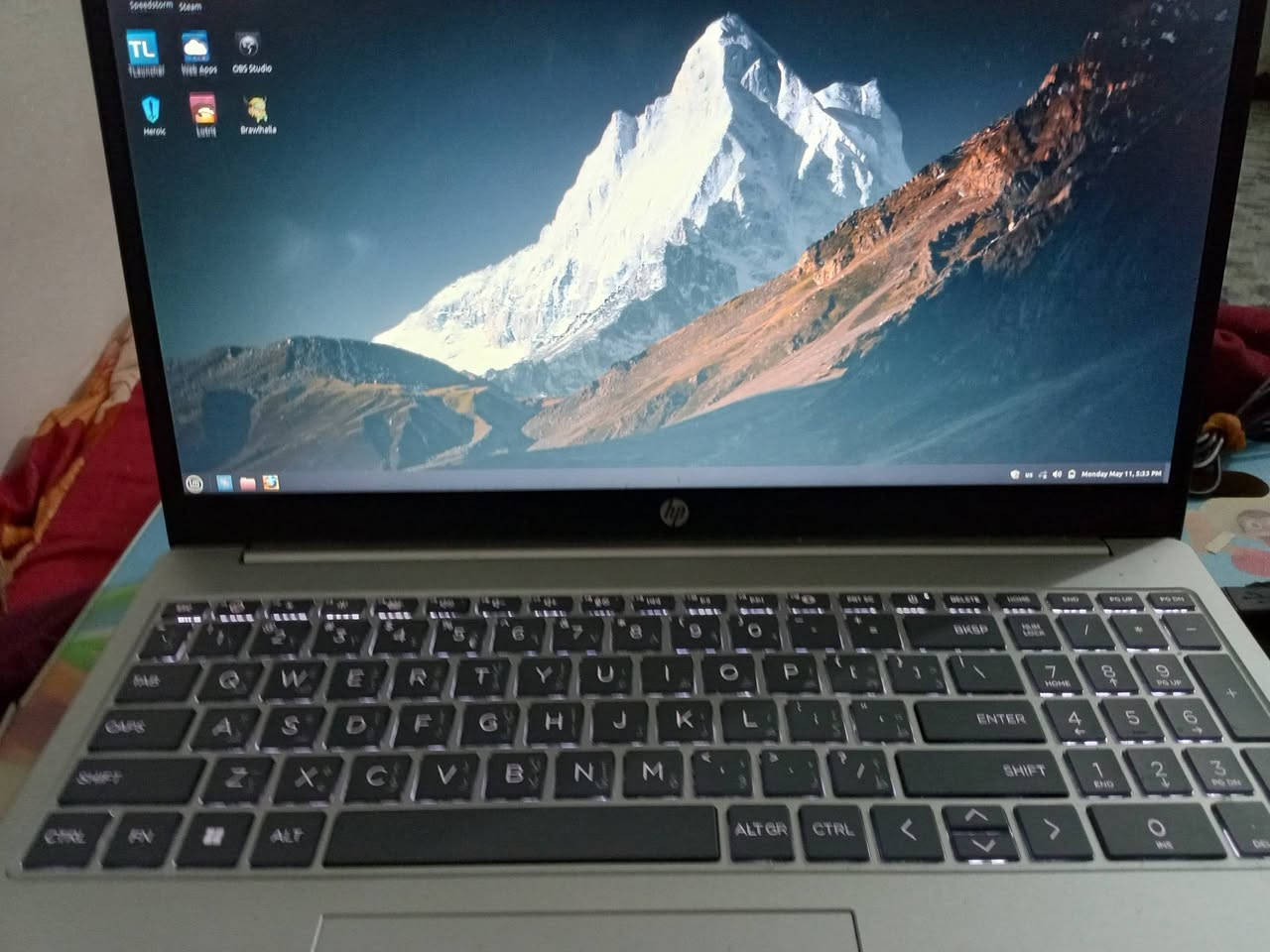 سلام عليكم جهاز لابتوب hp للبيع مع الضمان الخاص به و كارتونته أو ملحقاته من شاحنه وكيبل احتياطي السعر 450 قابل للتفاوض


**إذا كنت صاحب هذا الإعلان وتريد حذفه لأي سبب، رجاءا أرسل رسالة إلى الدعم الفني**