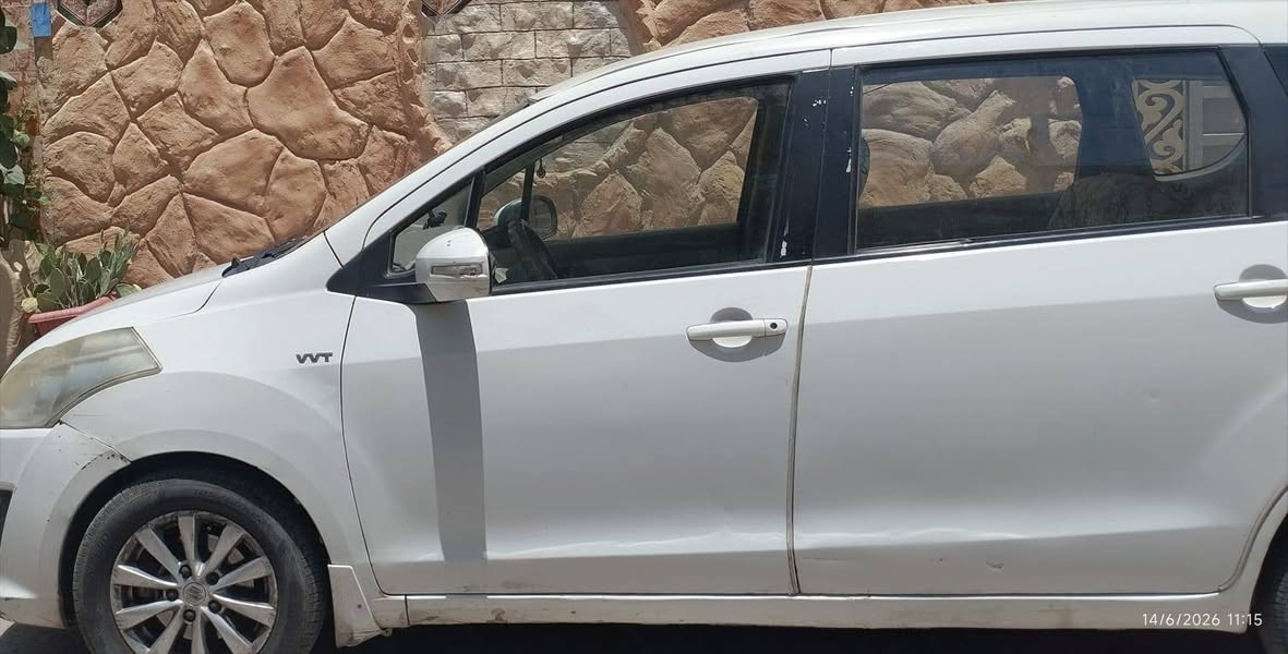 السياره استيشن صالون 7 راكب محرك 1500 v v t مبدأ بيه بابين السائق والخلفه بسبب حادث البصرة, العراق


**إذا كنت صاحب هذا الإعلان وتريد حذفه لأي سبب، رجاءا أرسل رسالة إلى الدعم الفني**
