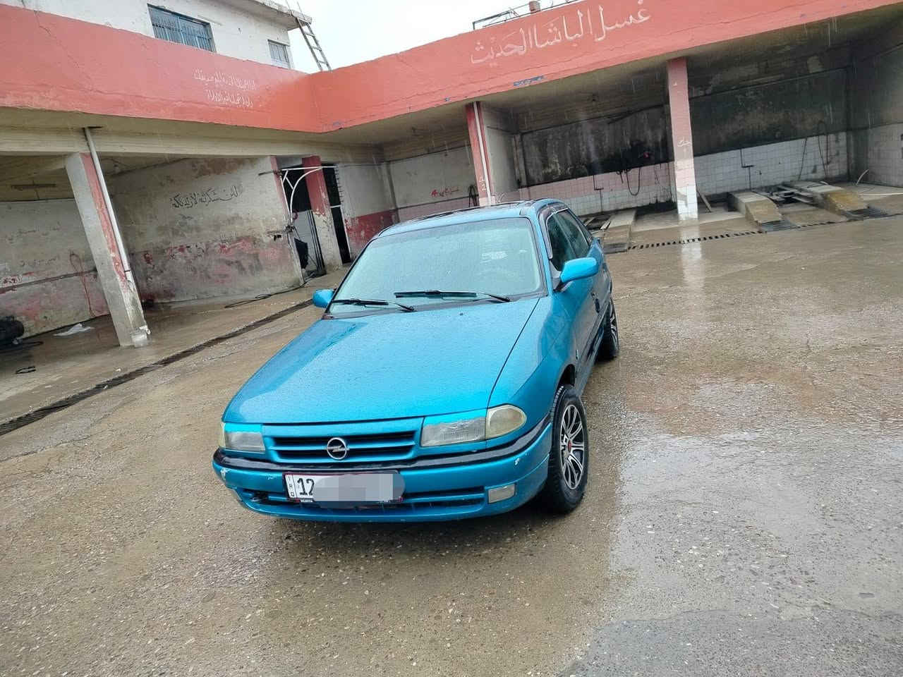 استره موديل 92 بسمنا لاصرف ولانفخ ستيرن بور قفل مركزي مطوز سقف بدون قطرة معجون وجاملغات خلف ولباقي بتون صبغ شرط التحويل اسعر ٤٥ الهاتف ***********  / *********** موصل أيسر
