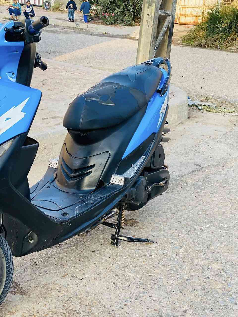 سلام عليكم شباب ماكس البيع ما بيه اي نقص دراجه حلوه سعر خاص ***********
