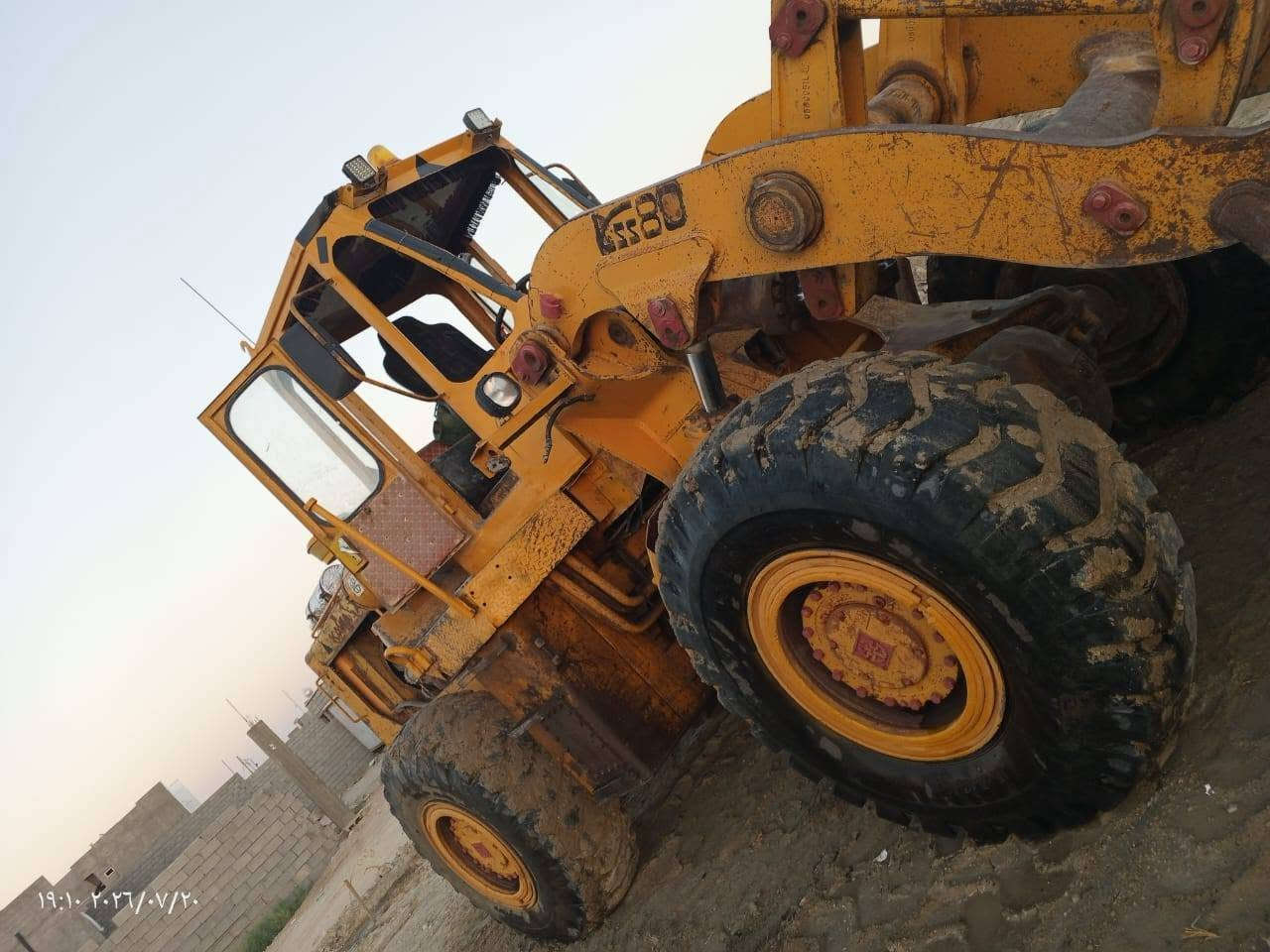 شفل 80 موديل 81 رقم اسود السعر 85 وبي مجال العنوان الانبار رمادي جويبه محرك وكير بمات اكسلات كله نضيف رقم تليفون ***********

