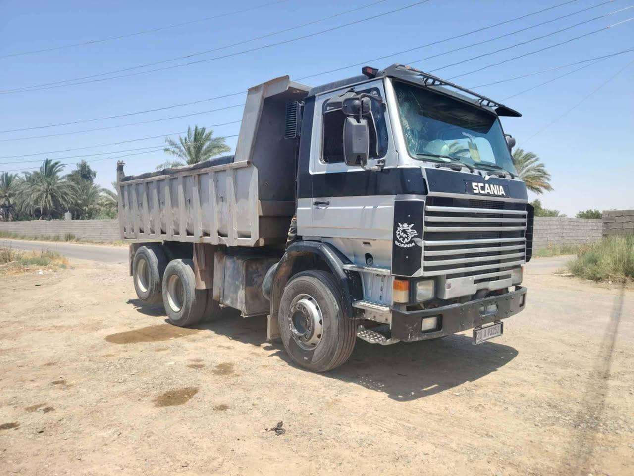 السلام عليكم گلابه موديل 1991
112.5دشبول عدل 
للبيع سحال رقم ديالى مشروع وطني شرط التحويل
تستلم كاز سياره نضيفه سياره جاهزه عالشغل 
شرط تحمل وتطلع تشتغل محرك كير شرط
السعر. 140بي مجال 
اتصل هـ***********
