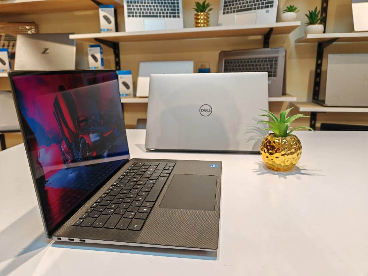 لاب بكارت RTX 8 جيجا وكمان 4K Touchscreen
أنا نفسي اتصدمت من السعر 😮‍💨
ده المفروض يبقى في فئة الـ70 ألف وانت فاهم قصدي 😅
بس عندنا هنا السعر نازل 🔥 نزل جامد جدًا ومش هيتكرر تاني 🚨

💎 Dell Precision 5570 💎
أشيك وأنحف وركستيشن نزل من شركة ديل لحد دلوقتي 😍
تصميم فخم كله معدن وشاشة 4K تاتش 👌
بروسيسور Core i7 جيل 12 وكارت RTX A2000 فعلي 8 جيجا 🔥
يعني وحش أداء وشياكة في نفس الوقت 😎

نسختين من نار عادى وكمان تاتش 👀😎
---

⚙️ المواصفات:
🔹 البروسيسور: Intel Core i7-12800H – جيل 12
🔹 الرامات: 32 جيجا DDR5
🔹 التخزين: 1TB SSD NVMe
🔹 كارت الشاشة: NVIDIA RTX A2000 8GB
🔹 الشاشة: 15.6 بوصة 4K Touch Screen
🔹 الحالة: كسر زيرو وارد الاتحاد الأوروبي 💎

---

💪 المميزات:
✅ جسم معدن خرافي وشكله تحفة
✅ شاشة 4K تاتش بالألوان اللي تشوفها تقول واقع 😍
✅ تبريد ممتاز مهما ضغطت عليه
✅ بطارية ممتازة وشاحن أصلي
✅ ضمان 6 شهور 14 يوم استبدال او استرجاع بفاتورة مختومة
✅ شحن لكل المحافظات ومعاينة قبل 
الاستلام

✅شركة السعد وسط البد ٣٣ شارع قصر النيل بجوار البنك المركزي القديم
---
للتواصل : 01026531494


**إذا كنت صاحب هذا الإعلان وتريد حذفه لأي سبب، رجاءا أرسل رسالة إلى الدعم الفني**