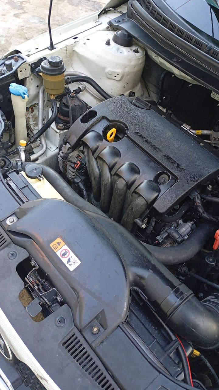 سلام عليكم سيراتو للبيع موديل 2010خليجي تحكمات ستيرن سيارة جاهزة من كلشي السعر 82 هـ***********
