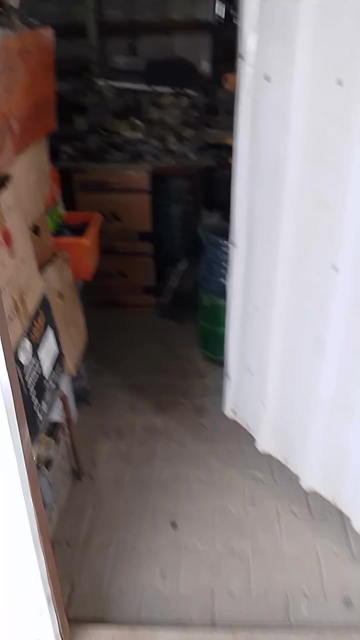 السلام عليكم 
موجود غراض بي ام وكوري 
امرايات انواع السيارات 
مجاول ومراوح 
موجود ضفاير بي ام وكوري
وفيت بم
ستيرنات 
وجاينات
وجام بوب 
مازدات
وماء راديتر وماء مقطر 
ومتوفر تصليح اي شي يخص كهربائيات السياره 

تواصل : ***********
