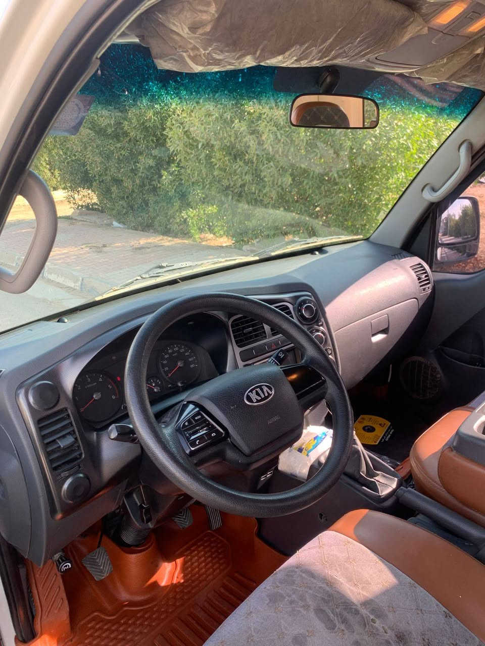 سلام عليكم كيا فحل 4000 موديل ٢٠٢٢ رقم بغداد انكليزي هزه جديده تحويره 14 تانكي كاز 120 سياره ماشيه  80 عله وضع الشركه العنوان رمادي سعر ١٦٣
#ملاحظه بيه نص ربع صبغ ولباب سكن مبدل بدون #محجر ***********
اخوان مكلف بل نشر غير متواجد عل فيس
