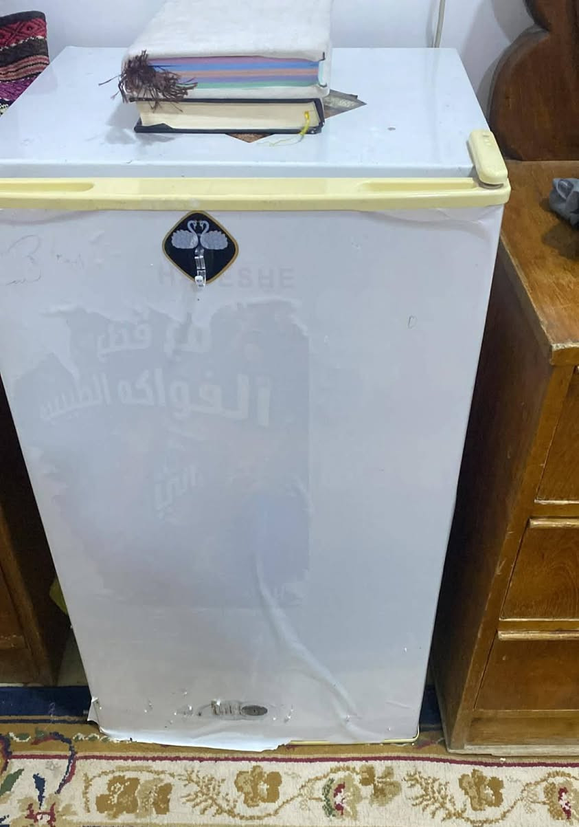 الثلاجة شغالة وكلشي ما بيهة  السعر ٦٠والمكنسة جديدة والله ما مستعملة كلش قليل السعر ٤٠


**إذا كنت صاحب هذا الإعلان وتريد حذفه لأي سبب، رجاءا أرسل رسالة إلى الدعم الفني**