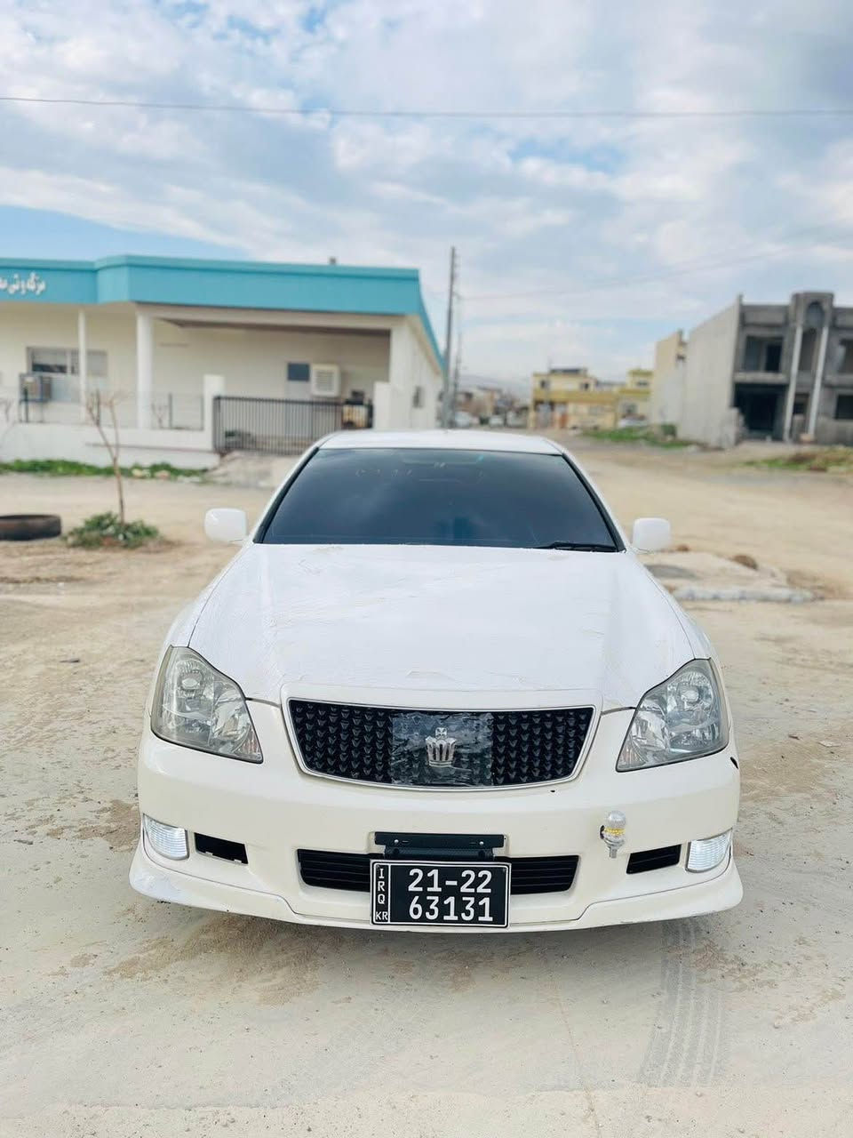 مەرخوب 
براوه2007 مه كينه 180 گير گه وره به نزين هه ر ناخوا مواسفات ٣ دوگمه  جلدو هيته ر  کوشین خەزن ساج سور حاسه پيشو دوا سه يا ره كه ريك ناو پا كه ته  ئاوينه شه فت و كاربا هيج گلؤپيكي ناو ده شبولي پينيه تبريد ساردو گه رم به شه رته بريكي به ستراوه  گيرومه كينه به شه رت تەقەو رەقەی بەشەرت کاملل کاملل جاهیزە سەیارەکە بۆ 250 مەسروف مەگەڕێ هەموو گیانی بەشەرتە بۆ زانیاری زیاتر پەیوەندی بکە لە خزمەت دام 
شوێن کۆیە //***********
ڤایبەرو وەتس ئاپیشی لەسەرە كويسينجاك, أربيل
