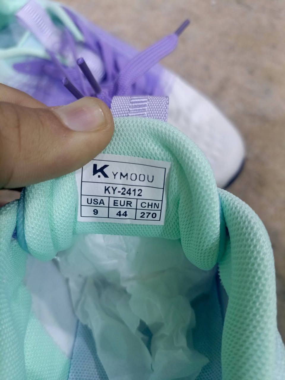 حذاء رياضي بلون مميز
ارضيه بوست خفيف و طبي 
قياس 44

طول القدم 27


**إذا كنت صاحب هذا الإعلان وتريد حذفه لأي سبب، رجاءا أرسل رسالة إلى الدعم الفني**