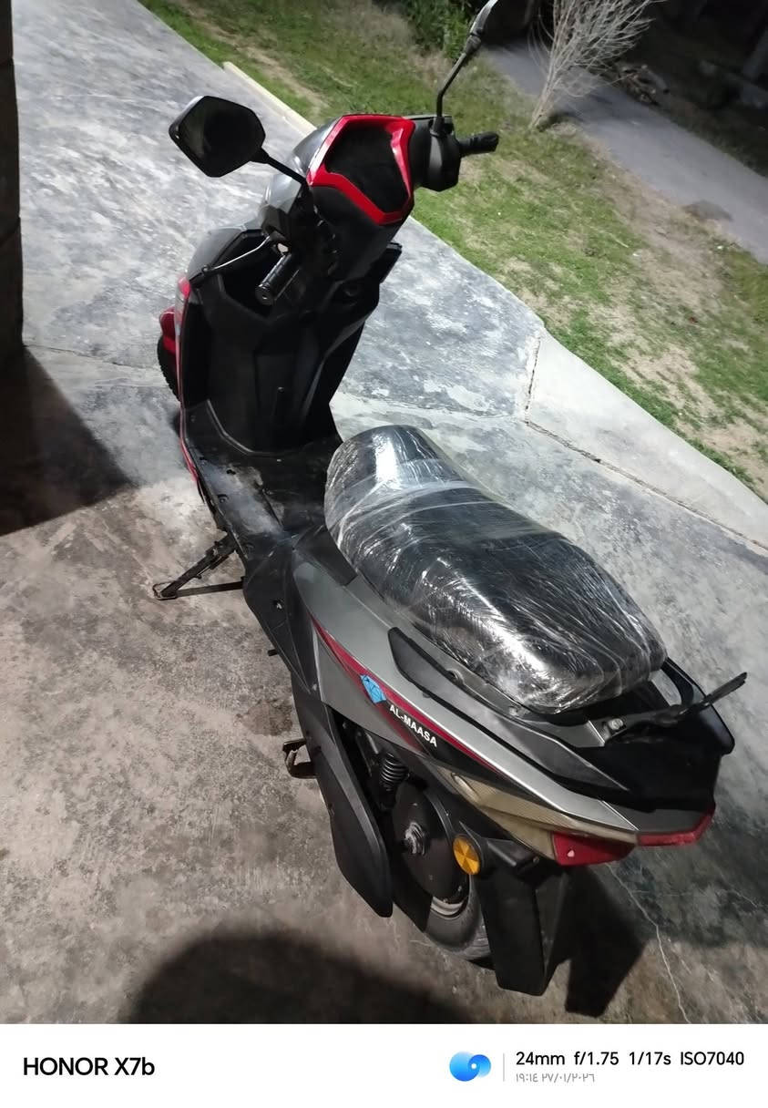 سلام عليكم دراجة شحن لبيع بطاريات على فحص سعر خاص رقم ***********
