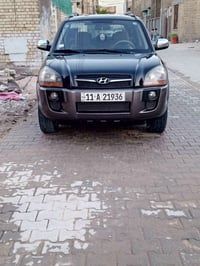 توسان 2009 سياره فقط الجاملغ الايمن صبغ والباقي كفاله تبريد حداديه جدي...