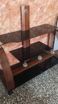 ميز • للبيع • خدمات مسقط
