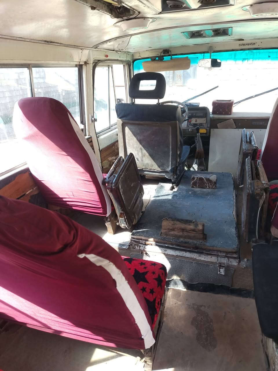 سلام عليكم كوستر فلات موديل 82 كير محرك شرط لاتنقيص ولاتبخير
السعر 3 وربع وبيها مجال شي قليل 
مكان السياره كركوك قضاء الحويجه ***********
