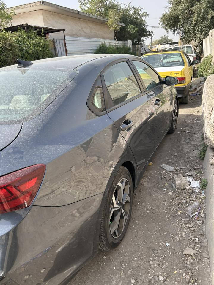 السلام عليكم كيا فورتي موديل 2020 رقم بغداد حادثه دعاميه اماميه فقط وهنا صار بيه صبغ بين البابتين قليل اثر طخه خفيفه سياره كير at سياره تبريد مكينه كير صدر كله جاهز بيه رصعه خفيفه بالقماره مال تحميل *********** مكانه البياع سعره 122
