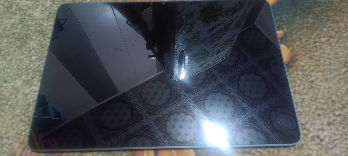 شاومي باد  6s برو
مميزاته يشغل ببجي 120 فريم 
شاشه 144 هرتز
شاحنته 120 واط شحن سريع
بطاريته 10 آلاف مللي امبير
ومميزات بعد هواي 
نضافه 99%
مستخدم قليل كلش 
وياه شاحن وكيبورد الاصلي مالته 
سعر 580 مكان الناصريه مركز 
رقم ***********
