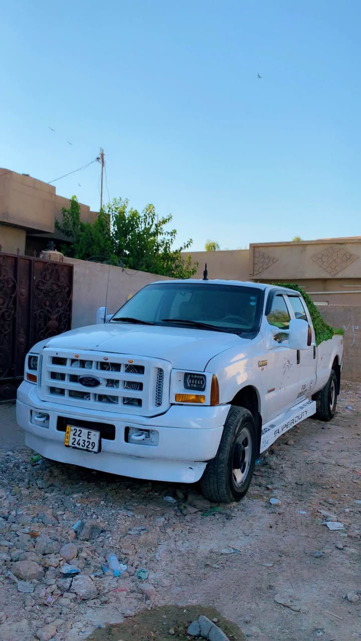 فورد 2005 كاز وبيها حصة كاز رقم اربيل دولي شرط تحوين والغرامات كير او محرك شرط محركه 8  كاز سوبر شلعته حلوه تايرات جدد كهربائيات كلهن شغالات ومابي اي نقص تبريد ثلج ❄️ سياره مكفوله سعر 90 وبي مجال بسيط مكاني كركوك *********** واتساب كركوك, العراق
