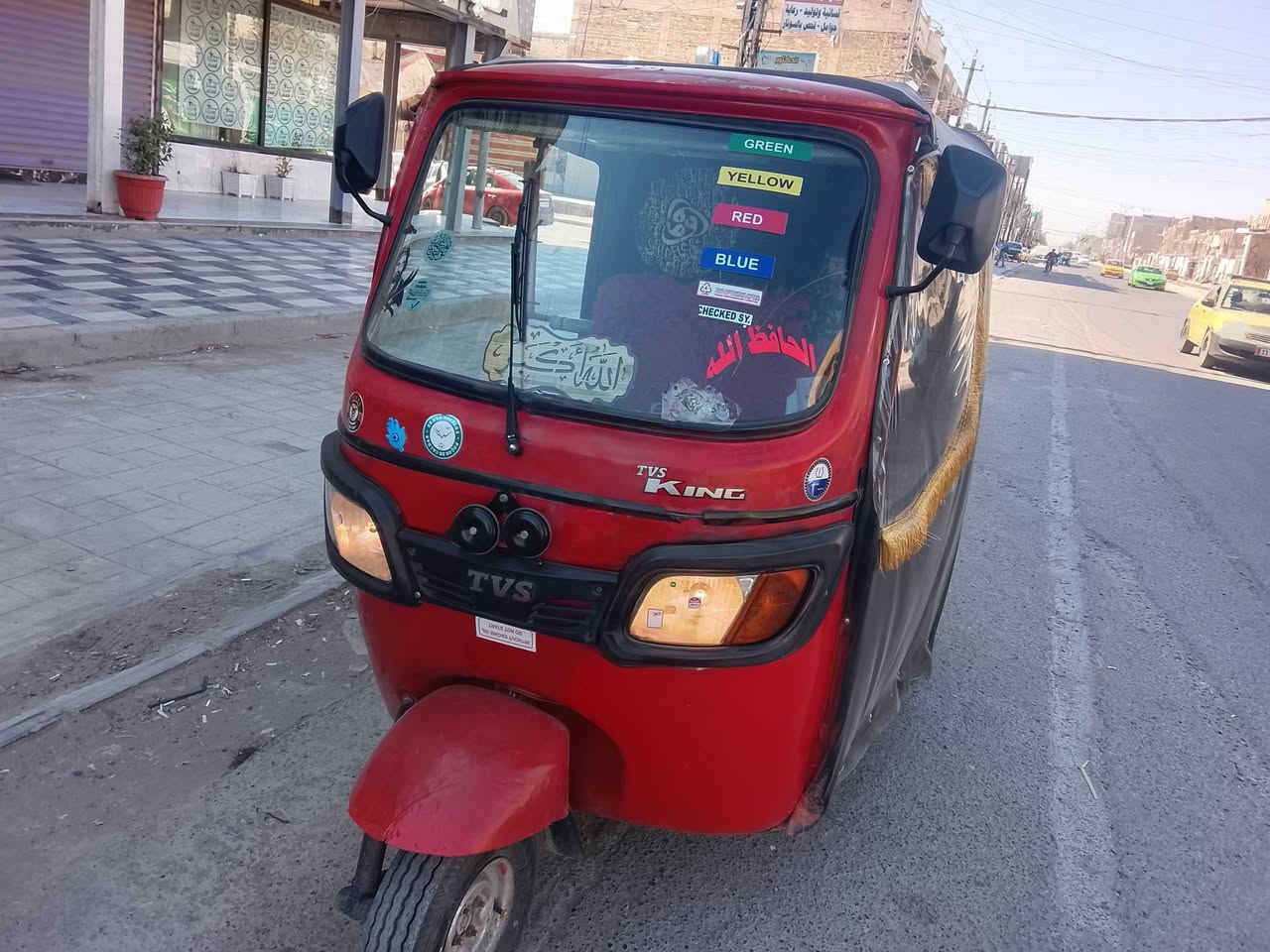 السلام عليكم تكتك تي في اس موديل/١٨/اوراق كامله اصليه السعر/٣٣٠٠/العنوان بغداد الشعب للاستفسار ***********
