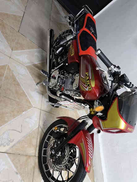 السلام عليكم دراجه للبيع بعدها زيرو بدون اوراق رقم فحص كاتي انطيك عقد بيع وشراء صور هويتي اذا اذا بيشكال الهويه يمك بسعر اللي يفيدني *********** في اربيل
