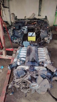 السلام وعليكم مكينه وكير وضفاير مكينه وكير وعقول  ومنظومت بريك ويرفلوا...