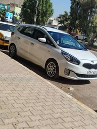 كيا كارنز ٢٠١٤ • محرك ٢٠٠٠ • ٧ راكب