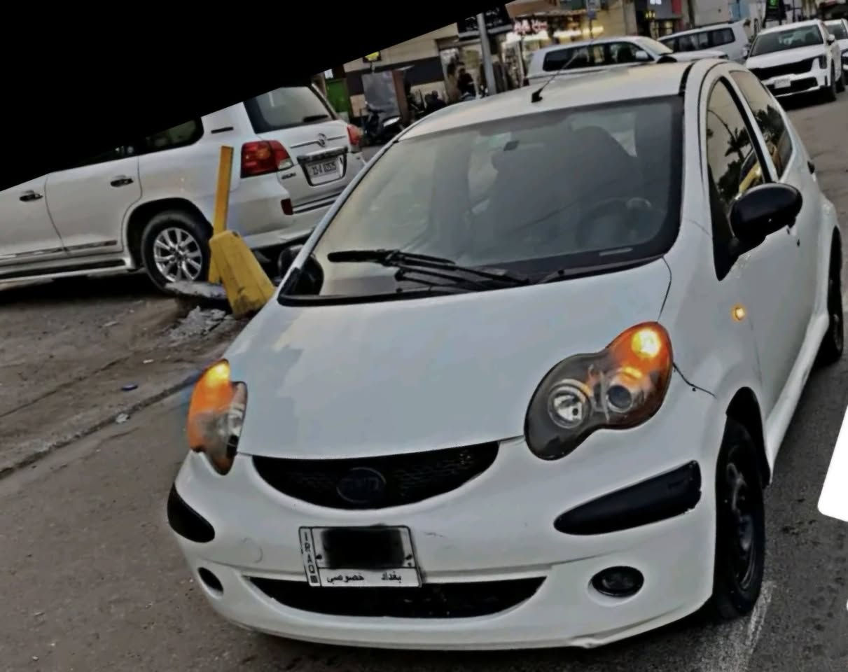 بي واي دي نظيفة جدا بدون صبغ 
تبريد شغال
تخم تاير جديد
كير عادي ٥ نمر و البك ٦ ممتاز
 مكينه ممتاز
كهربائيات عالي ناصي اشاير هورن  بلادية وضع شركة
بدون صبغ 
رقم بغداد بسمي شرط التحويل
بصمة
جام كهرباء
ب٢٨ ورقة
بغداد/جميلة/شارع خيرالله
***********
