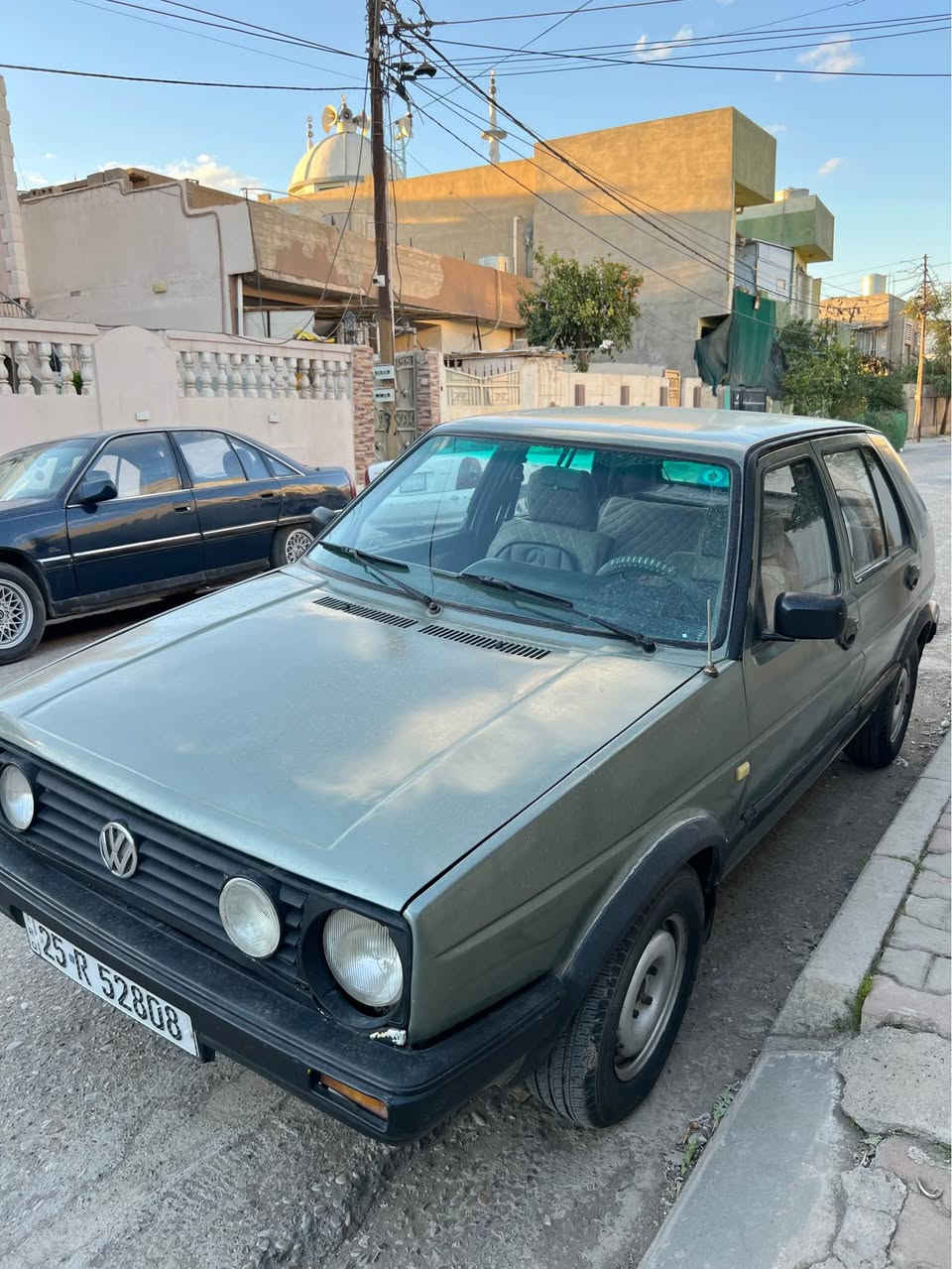 للبيع... كولف عظم موديل 88 رقم كركوك مشروع وطني باسمي شرط التحويل محرك 18 كير عادي بدون ضربه صدر امامي خلفي جديد تخم  تایر جدید كوربون بانزين موجود صبغ جمالية فقط بدون ضربه بدون خیاس داخل نظيف للبيع  السعر 33ورقه وبيها مجال بسيط شراي خابر /
*********** كركوك, العراق
