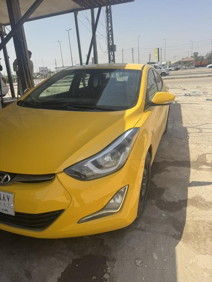 سلام عليكم النتره للبيع موديل 16 امركي مكينه 800دوش سياره بيه ضربه خفيفه من وره بدون دواخل مكاني ديوانيه بسمي مصفره هيه وغرامات سعر 100قفل هذه رقمي ***********
