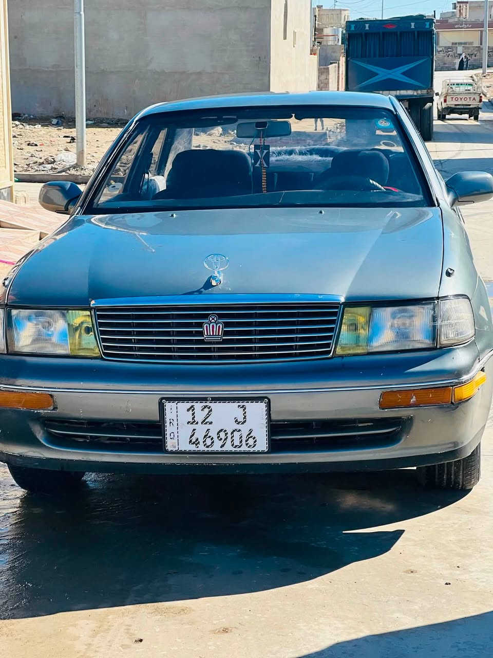 السلام عليكم سياره بطه للبيع  مديل 92  رقم نينوى دولي شرط التحويل مكفوله من كص ونقل جثه وهزه جديده السعر 43 وبيها مجال ***********
