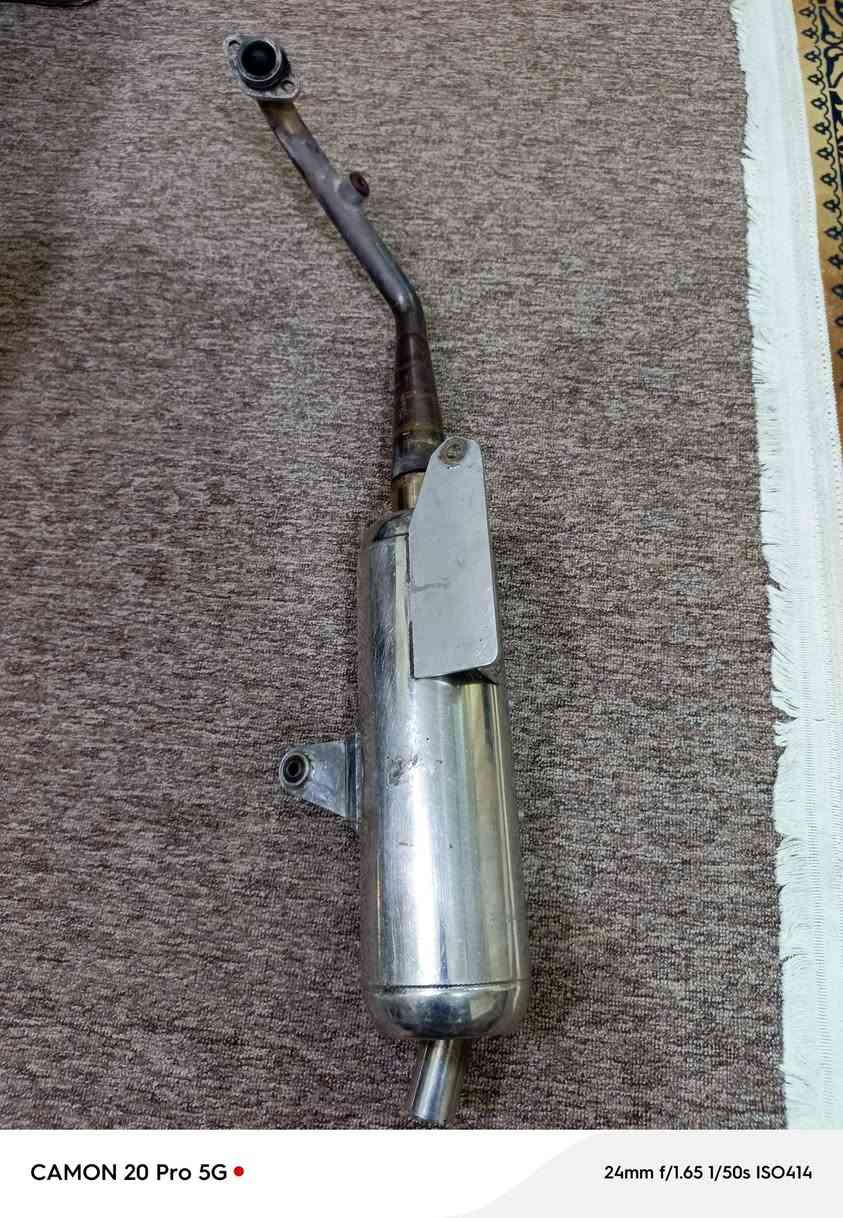 السلام عليكم صالنصه بور عدل وزه وجعير وحلك عريض ودبلاات سكنز عام وسعر الصالنصه 150 ول دبلاات50   ***********
