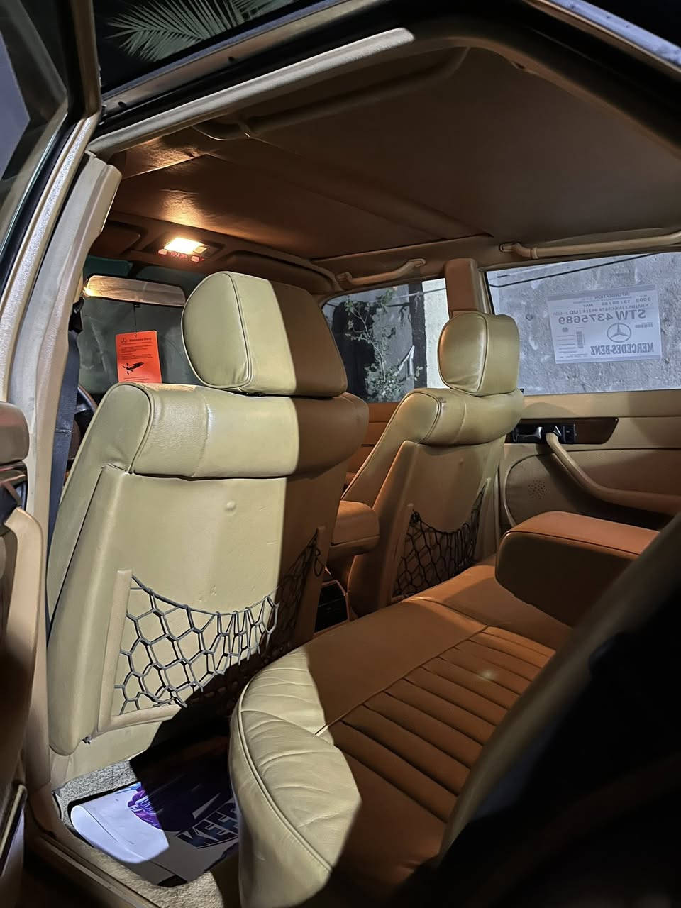 مارسدس جامبو موديل 1991
محرك بلادي 300SE
مكان بغداد سعر 125 ورقه
اتصل ***********
