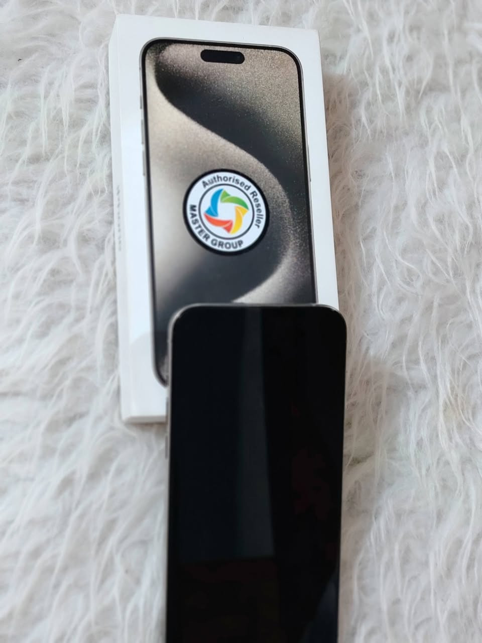 السلام عليكم ايفون 15 برو ماكس شرق اوسط ماستر AAA بطارية ٨٥ نضافة كلش حلوة مامفتوح ولا بي اي شي جهاز كله ع فحص ذاكرة 256( السعر ١١٠٠) مليون ومية وبي مجال قليل مكاني نجف ***********
