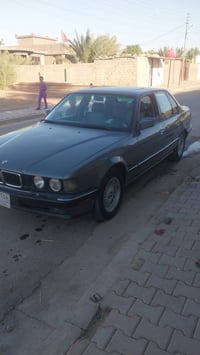 بي أم 700 و 40 كير عادي  مكينه كايمه معمره جديد صدرهه جديد دواخلها حلو...