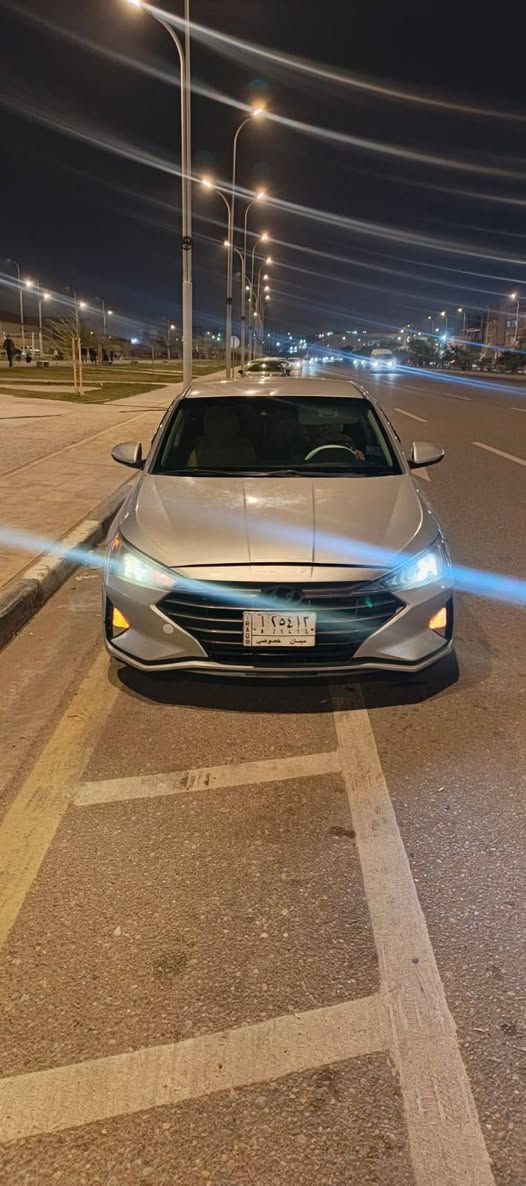 سلام عليكم
الانتره مديل 20أمريكي بنيد وجاملغ وبيها جاملغ خلفي صبغ
مكينه كير حداديه وتبريد كفاله سعر 105وبيها مجال 
رقم ميسان معوقين حاضر لوكاله العامه  ماشيه 140بيها مكانات بارد حجم المحرك 2000دوش كير ايتي المرغوب 
عنوان بصره ***********ناشر صور الحادث
