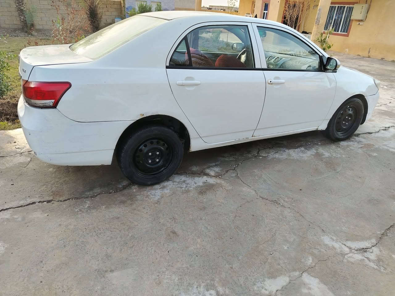 بي وأي دي مديل 2016 G3 فتحه  موصفات معروفة بعد محرك ١٨٠٠ كير اوتو وسياره خير من الله كهربائيات كله شغالة رقم بغداد بيه شوية خياسات السعر 55وبية مجال
رقم الهاتف ***********
