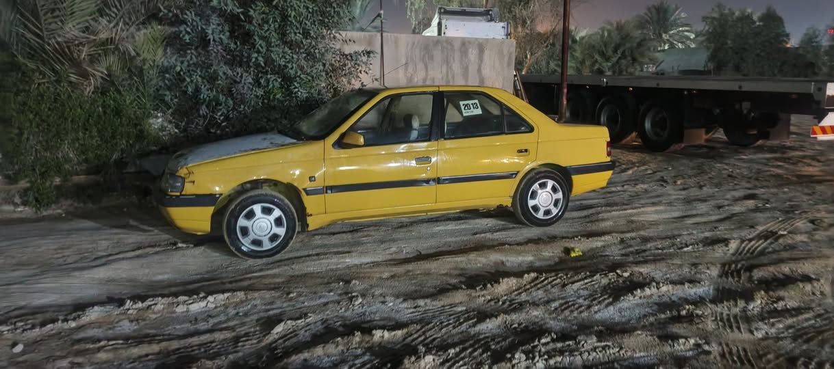 سلام عليكم بيجو 405مديل2013
سياره حلوه كير جديد حداديه جديده مشط أو باور جديد 
باتري جديد تخم تاير جديد مكينته بيه بخار 
سياره رقمه نجف مالكه نجف تحويل إب أي وقت 
مصفره غرامات هيه ما مسجله 
السعر ١٦بيه مجال 
مكاني نجف كوفه 
رقمي التواصل***********
