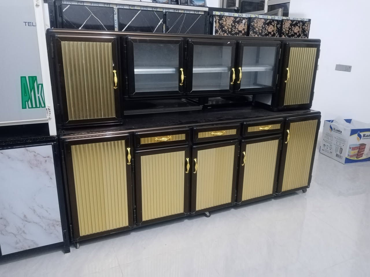 يوجد غراض جديد ومستخدم الاستفسار على هاذا الرقم ***********
