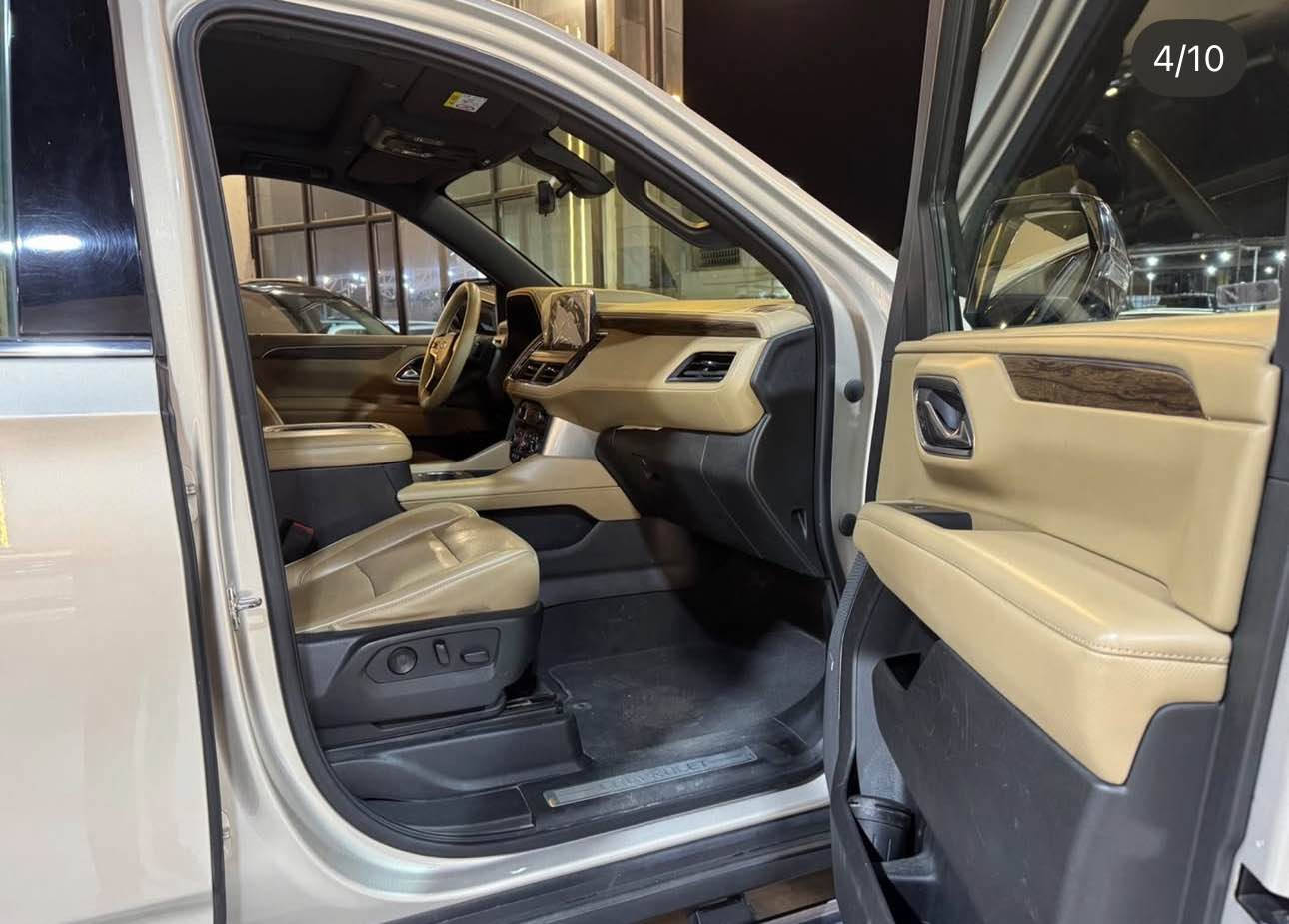 🚨 للبيع:  بريمير Chevrolet Tahoe 2021 🚨
وارد خليجي – وكالة المنصور

Premier (فل مواصفات)
107,000 كم
رقم بغداد دولي – مشروع وطني (تحويل بالبصرة)

⸻

المواصفات:

محرك 5.3L V8 (355hp) + كير 10 سرعات
دفع خلفي + Magnetic Ride Control
شاشة 10.2 + ملاحة + Head-Up Display
كاميرات 360 + حساسات + نقطة عمياء
نظام مسار + تنبيه اصطدام + رادارات

جلد فاخر + تبريد وتدفئة
ذاكرة + تحكم كهربائي كامل
نظام صوت BOSE + شحن لاسلكي
Apple CarPlay + Android Auto
3 صفوف + مساحة كبيرة

دوسات كهربائية
بصمة تشغيل وفتح
باب خلفي كهربائي
إضاءة LED + مرايا طي

⸻

أنظمة الأمان:

وسائد هوائية
نظام ثبات إلكتروني
مراقبة ضغط الإطارات
مساعد نزول المرتفعات
تنبيه حركة خلفية

⸻

5 وضعيات قيادة:

Normal | Sport | Wet | Off-Road | Tow/Haul

⸻

مميزات إضافية:
سيارة عائلية فخمة وقوية
مناسبة سفر وخطوط ومدينة

تقرير ضرر سابق بالصور + فحص كامل (الضربة دراجة بالبصرة)

السعر: 440 ورقة قابل للتفاوض البصرة, العراق


**إذا كنت صاحب هذا الإعلان وتريد حذفه لأي سبب، رجاءا أرسل رسالة إلى الدعم الفني**