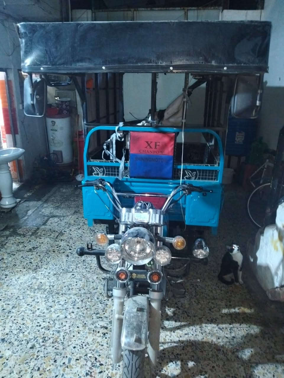 السلام عليكم ستوته البيع مديل 2025منزليها رمبه بعدهي علا وضع الشركه السعر 3ملاين وبيها مجال العنوان مدينه الصدر ملاحضه مكلف بل نشر هذا رقم صاحبها هاتف ***********
