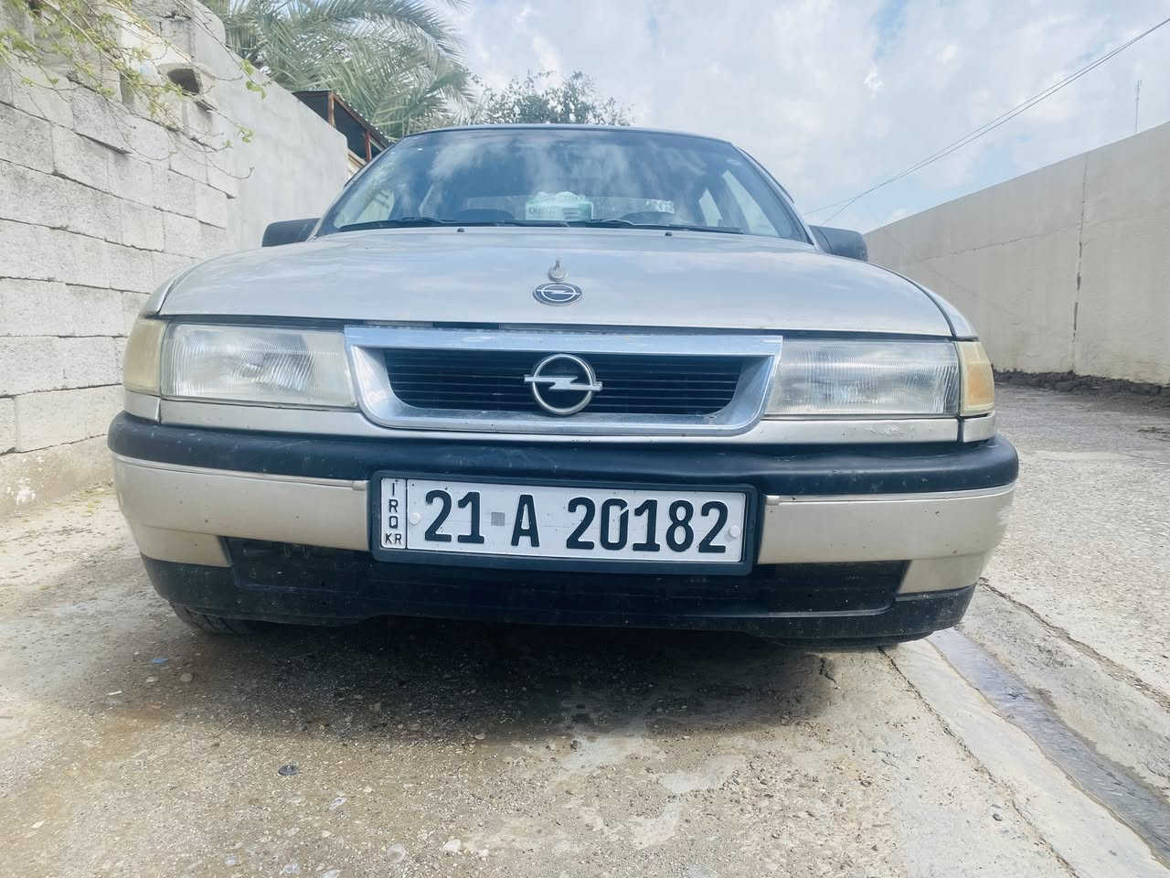 اوبل فكترا للبيع موديل ٩٢ رقم سليمانية سنوية لحد ٢٠٢٨ شرط تحويل سعرها ٤٥ بي مجال سيارة نظيفة مال البيت


**إذا كنت صاحب هذا الإعلان وتريد حذفه لأي سبب، رجاءا أرسل رسالة إلى الدعم الفني**