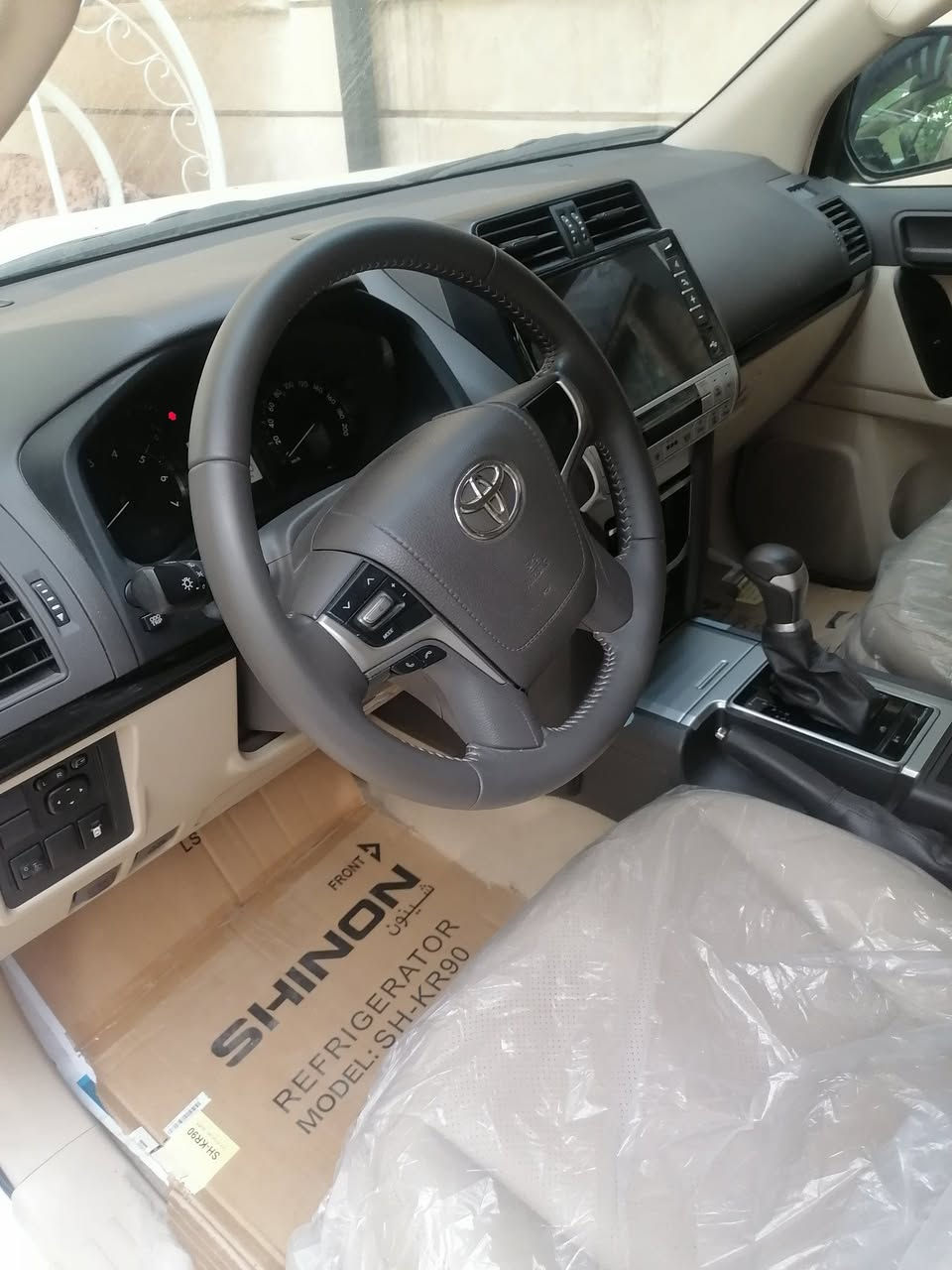 السلام عليكم
برادو ٢٠٢٣ رقم أربيل باسمي فئة GXR ماشية ٢٠ الف  ٦ سلندر فتحة بصمة كشنات كهرباء جلد حساسات أمامية وخلفية كامرة خلفية دوارة سيارة مكفولة اشاير لكزز ثلاجة للاستفسار الاتصال على الرقم *********** موجودة في بغداد البنوك
