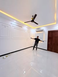 اسطة اشتغل بكافة للديكورات والاصباغ متفرغ حاليا مواد وعمل درجة اولى مت...