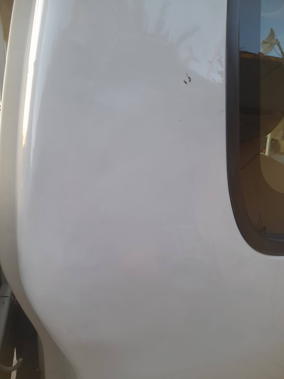 سلام عليكم كيا حمل موديل ٢٢للبيع ماشيه ٧٧ رقم بغداد بأسمي بيه بارد ماموضح الصور السعر ١٣٥ قفل مكان كربلاء رقم ***********
