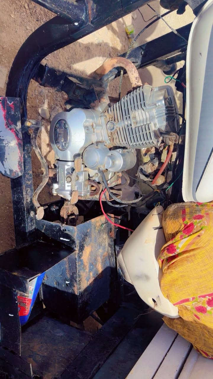 ستوته موديل ٢٠٠٨ستوته أوراق
سعر ٧٥٠
رقم الهاتف ***********
