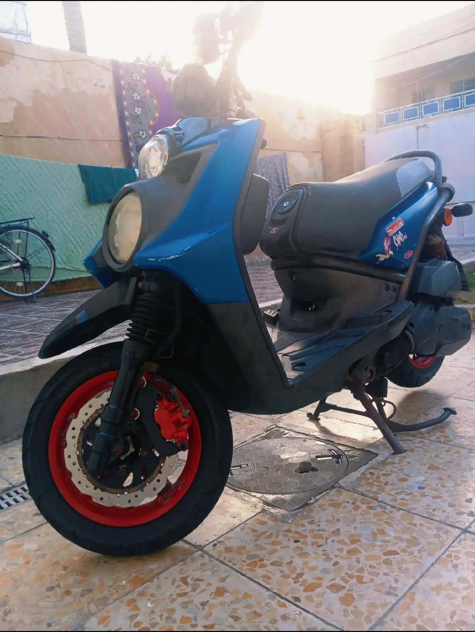 السلام عليكم للبيع دراجه سكنس جبلي كفاله عامه الدراجه جديده بمعنى الكلمه بعد احلى من الصور الدراجه برغي ممفتوح بيه نكره سلف لايت عالي ناصي بك لايت اشاير يمنه يسره السعر 1650 أو بيه مجال قليل المكان البياع شارع 20  للاستفسار على الخاص الواتساب على الرقم ***********
