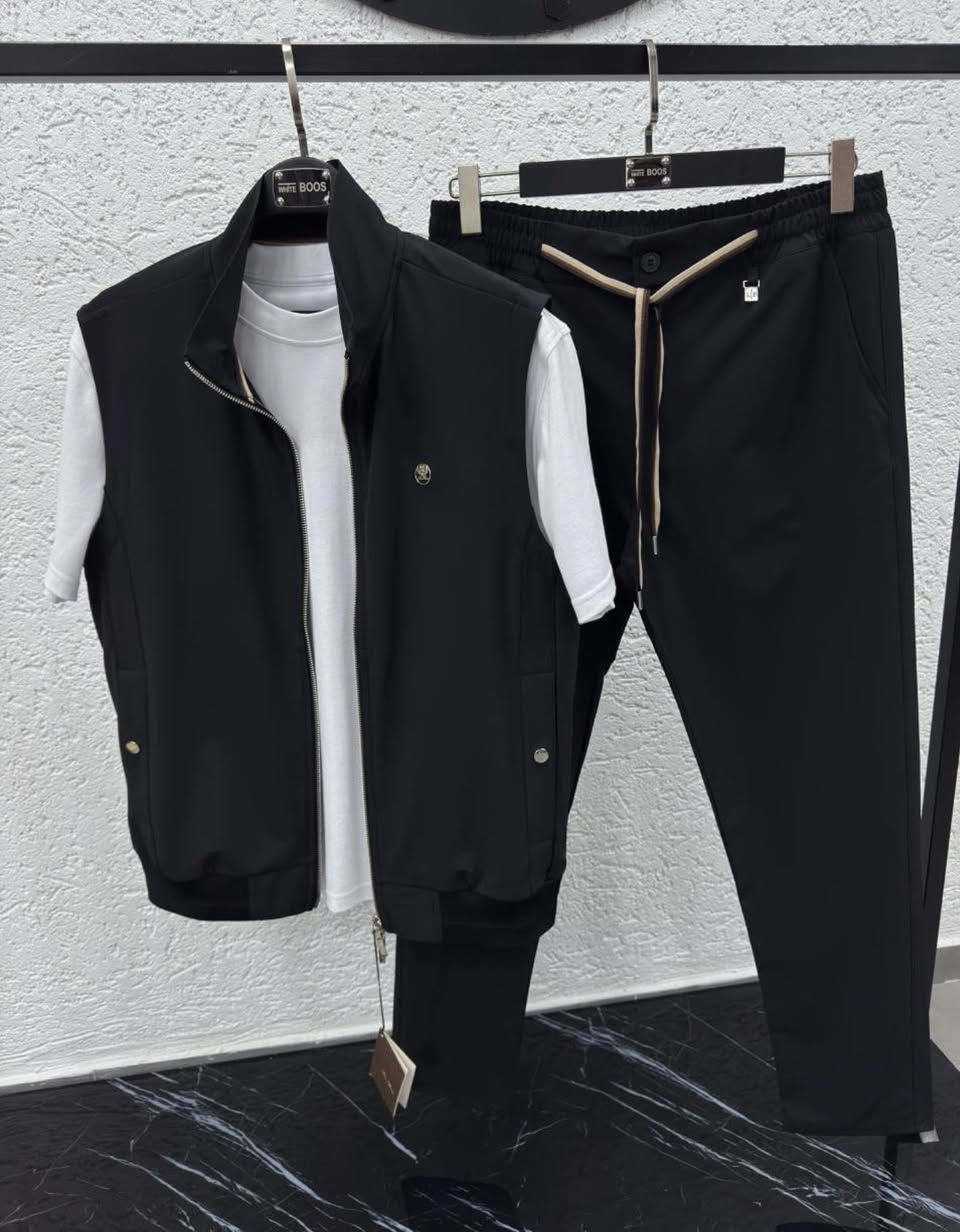 �
سِت رجالي تركي أصلي (ثلاث قطع)
خامة فخمة + ستايل أجنبي يخبل 😎

راحة وأناقة بنفس الوقت 👌
مناسب لكل الطلعات والمشاوير

المقاسات:
M - L - XL - 2XL - 3XL

📍 الكمية محدودة
📍 العنوان: (العماره عواشه

تعال وخلّي ستايلك يحچي عنك 🔥


**إذا كنت صاحب هذا الإعلان وتريد حذفه لأي سبب، رجاءا أرسل رسالة إلى الدعم الفني**